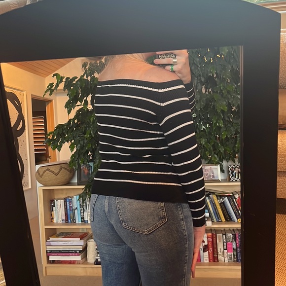American Eagle striped off the shoulder sweater - Picture 4 of 4